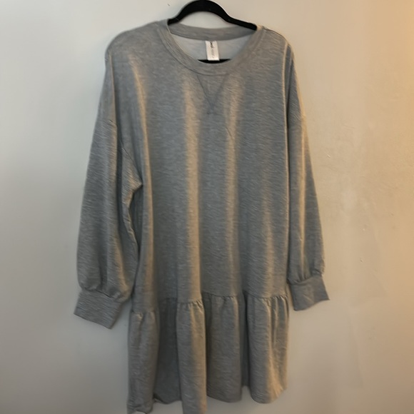 SMASH + TESS JULIAN HARRIS ESSENTIAL MINI SWEAT DRESS - Picture 13 of 14